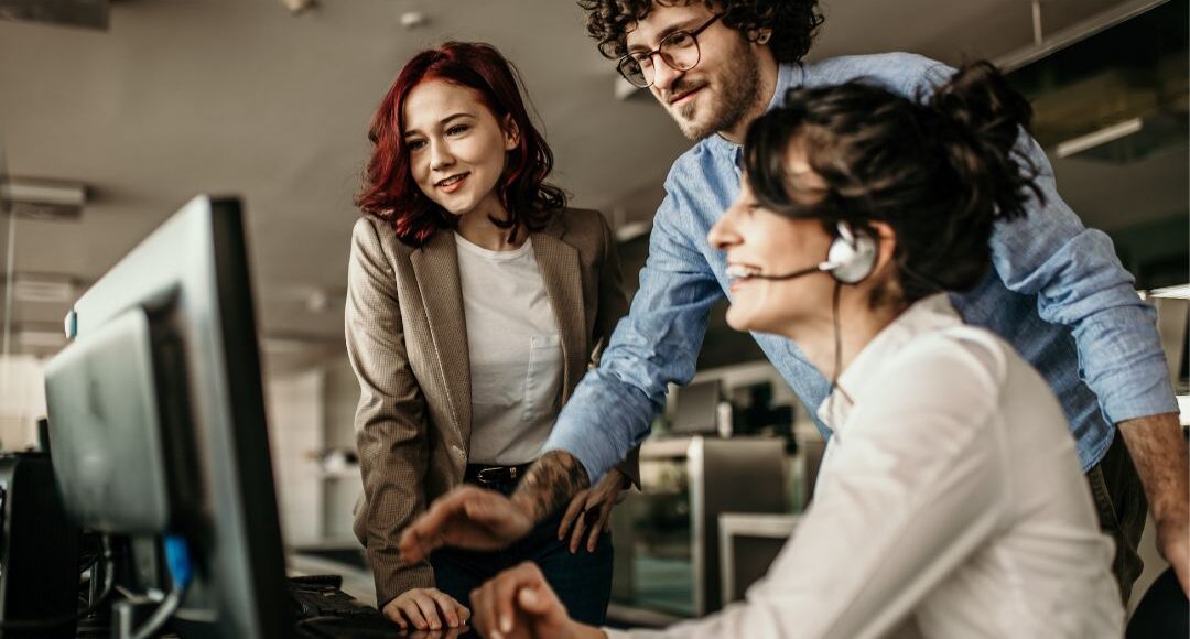 Specialized recruiter collaborating with technical team members to evaluate niche talent.”