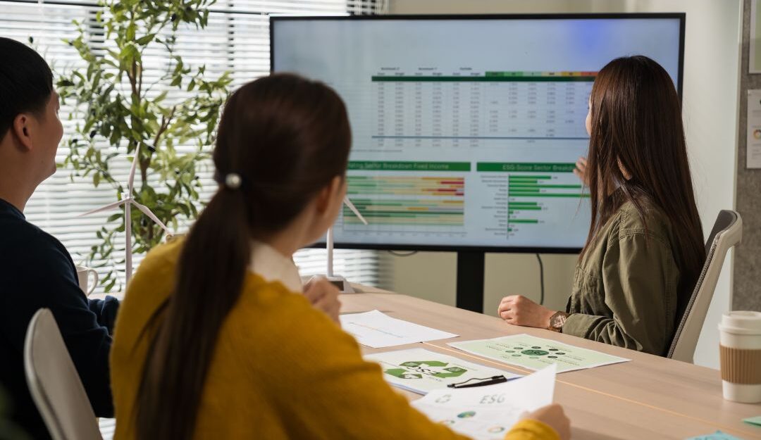 Consulting team meeting focused on optimizing scalable recruiting systems and talent strategy.