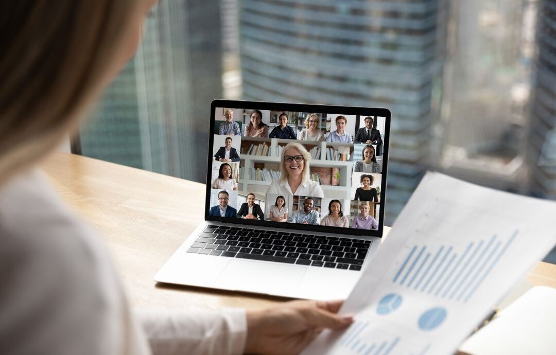 Contract recruiter working remotely to support fast hiring needs with flexible engagement.