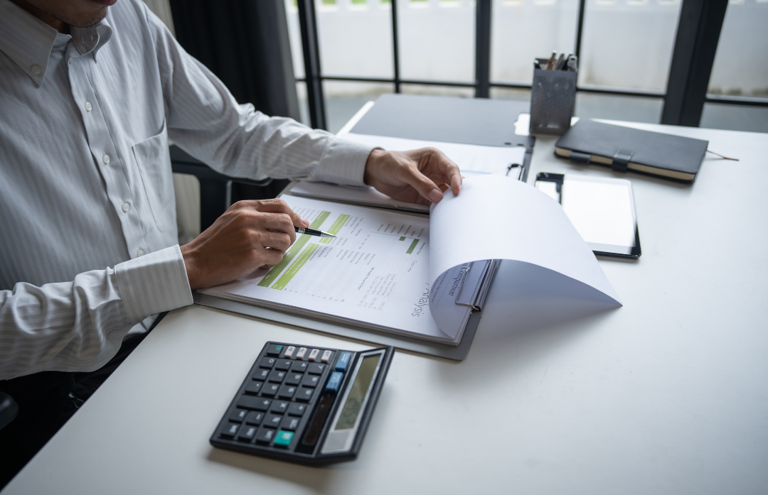 Executive analyzing financial impact of full-time versus contract hiring