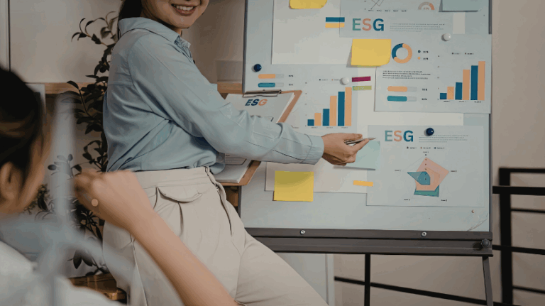 Executive leadership team aligning on role expectations before hiring in 2026